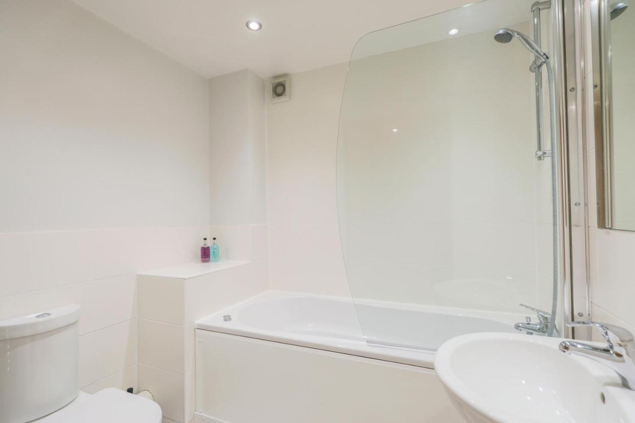 Ur Stay Apartments Leicester Bagian luar foto